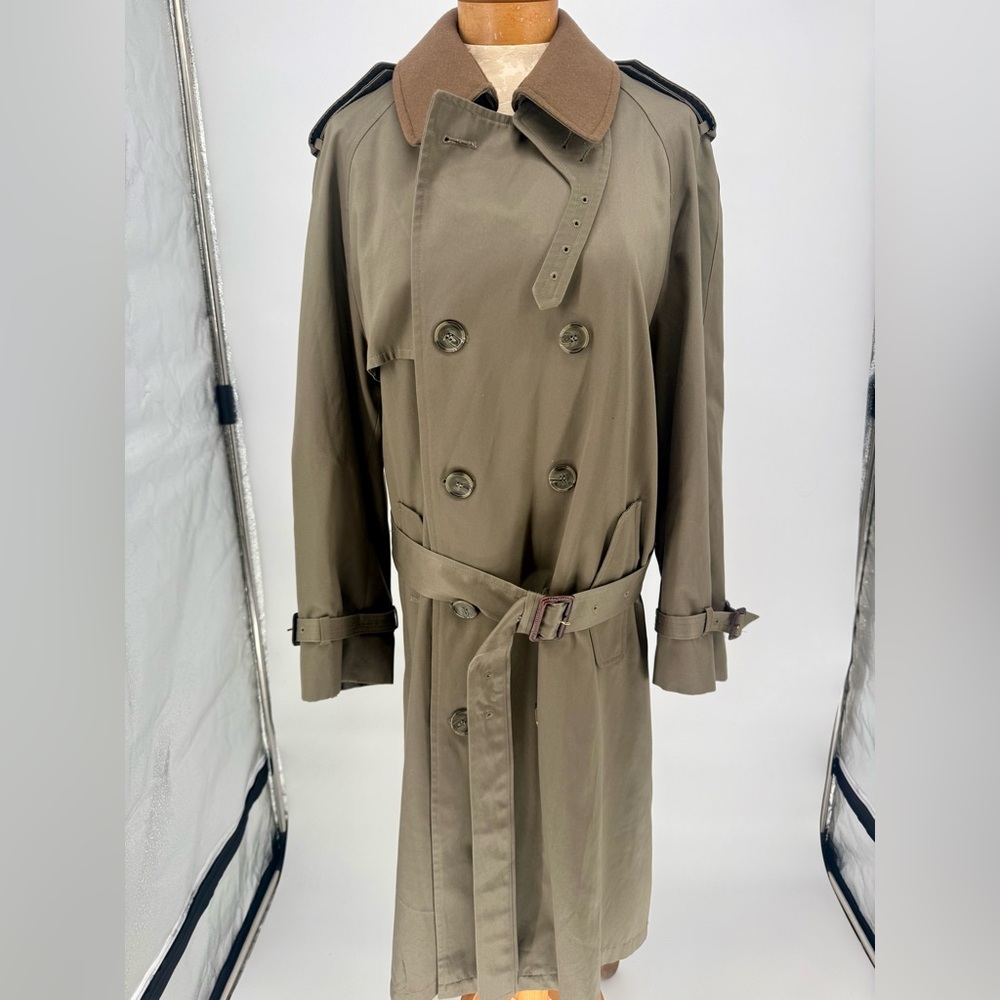 VTG Classic Khaki Trench Coat